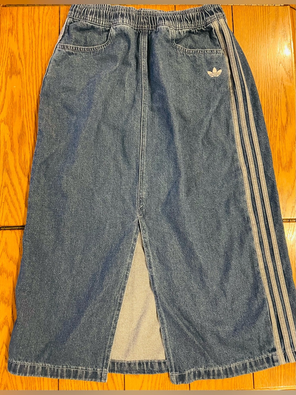 NWT Adidas Originals Three Stripe Girls Maxi Denim Skirt, XL (14-15 yr olds)